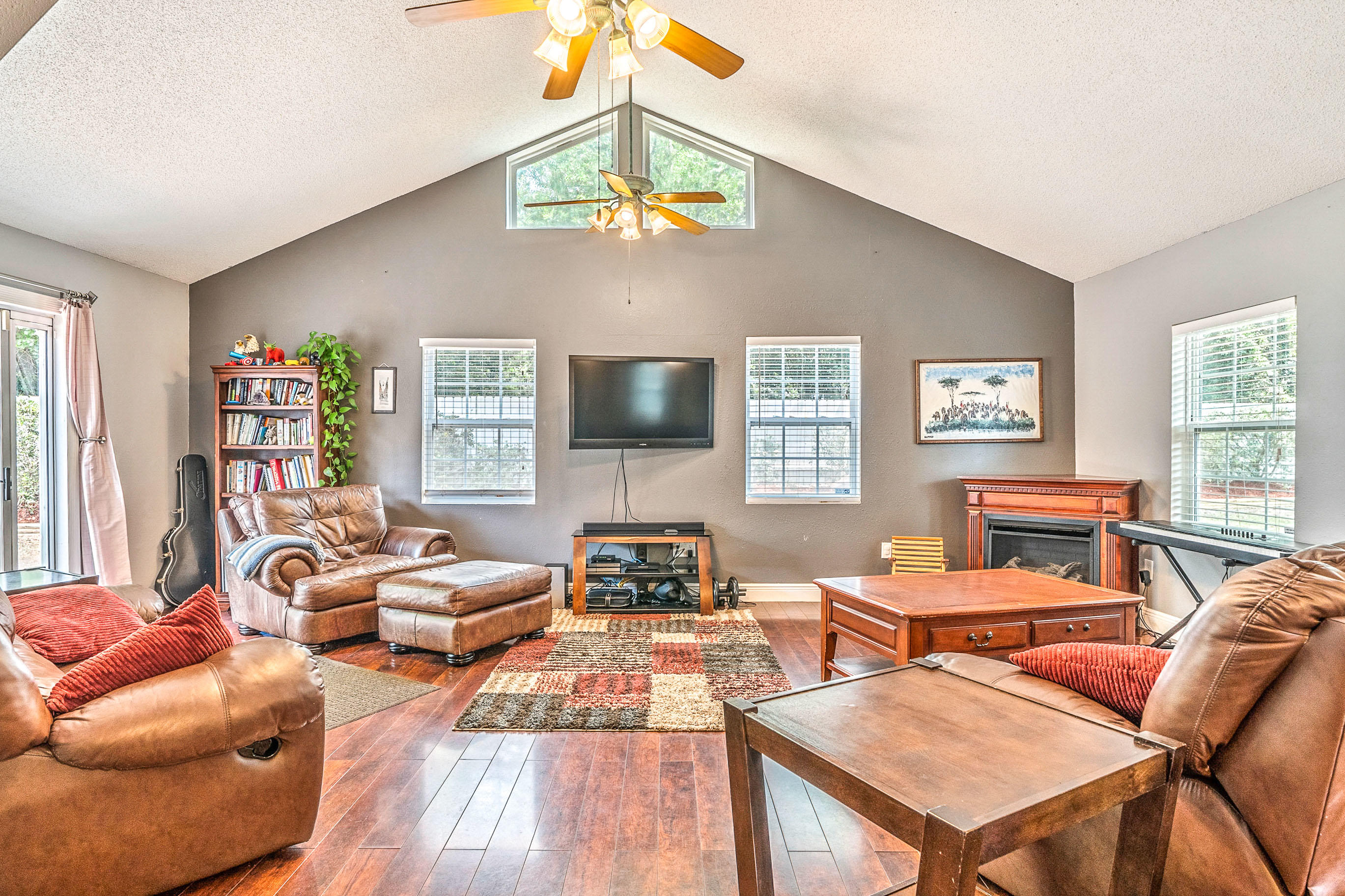 REGENCY PARK 2 - Residential