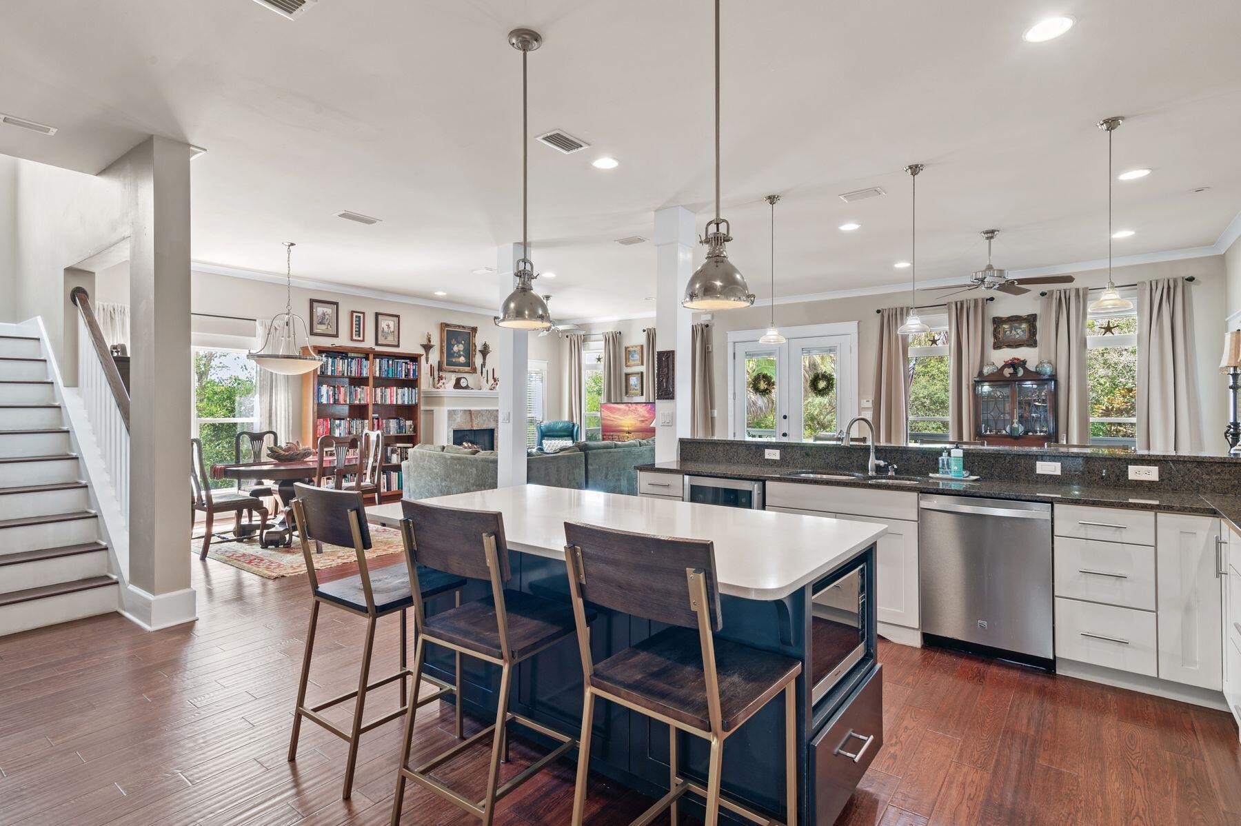 BEACH HIGHLANDS - Residential