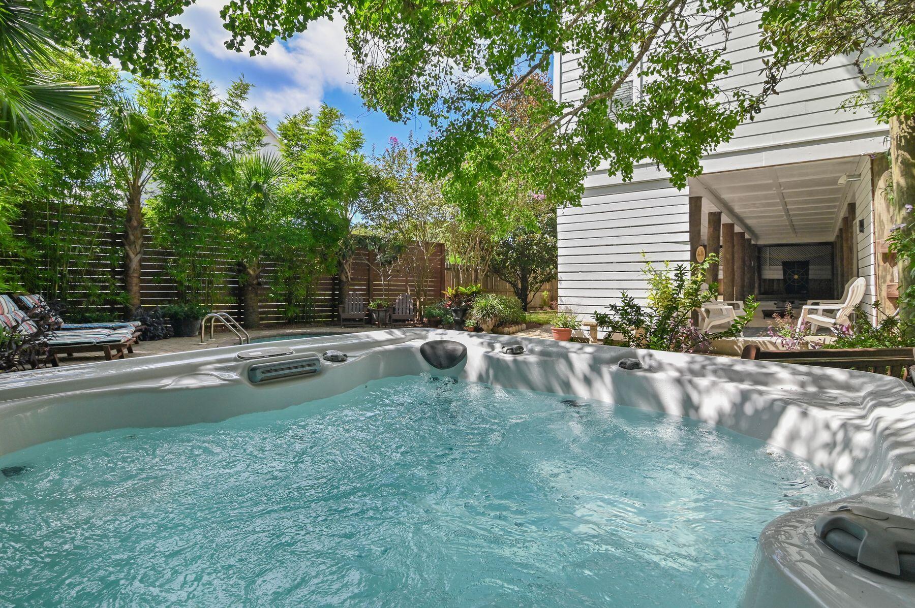 BEACH HIGHLANDS - Residential