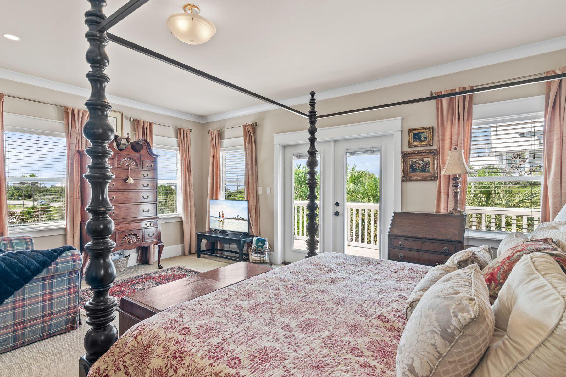 BEACH HIGHLANDS - Residential