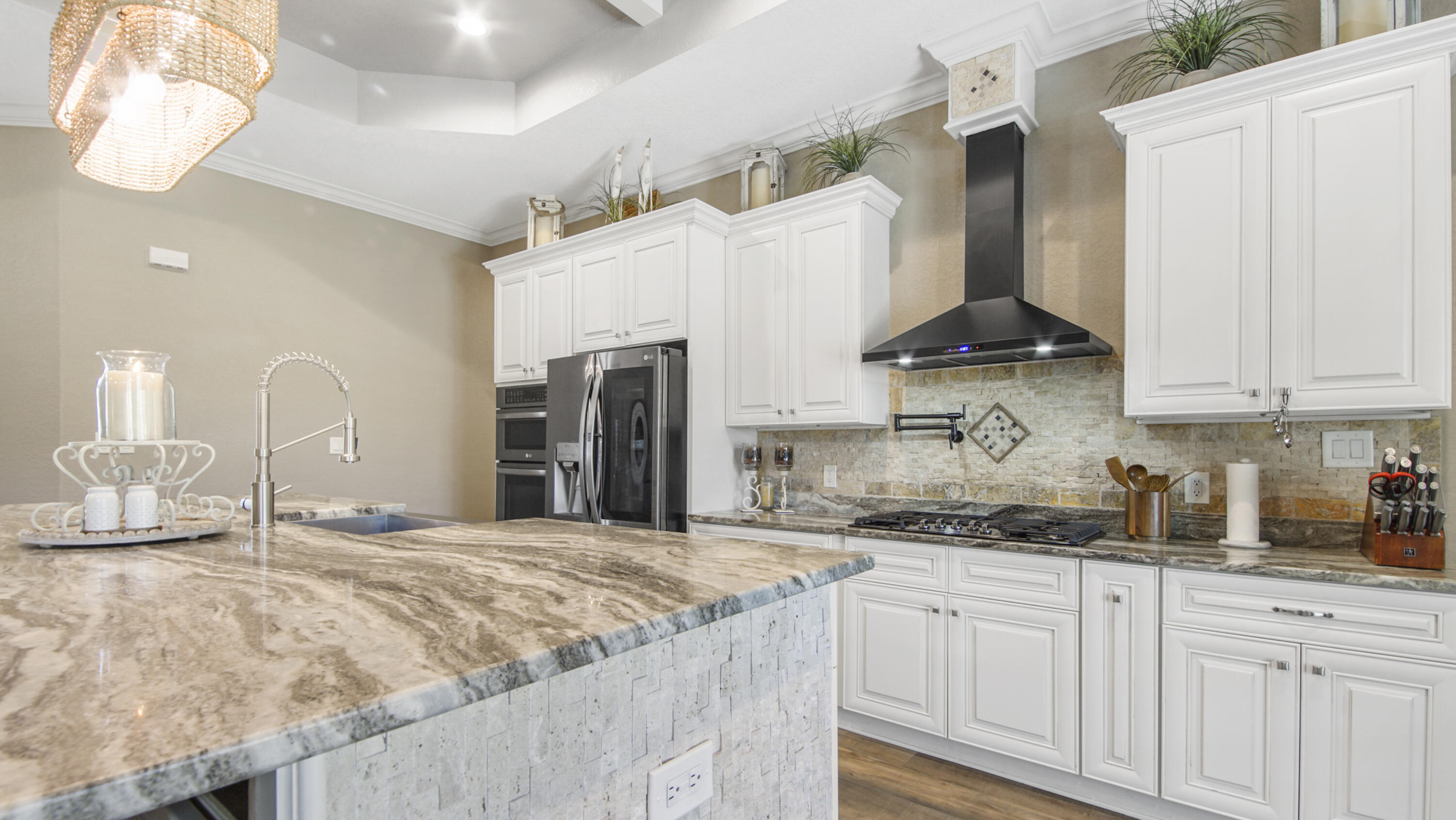 NAVARRE SHORES - Residential