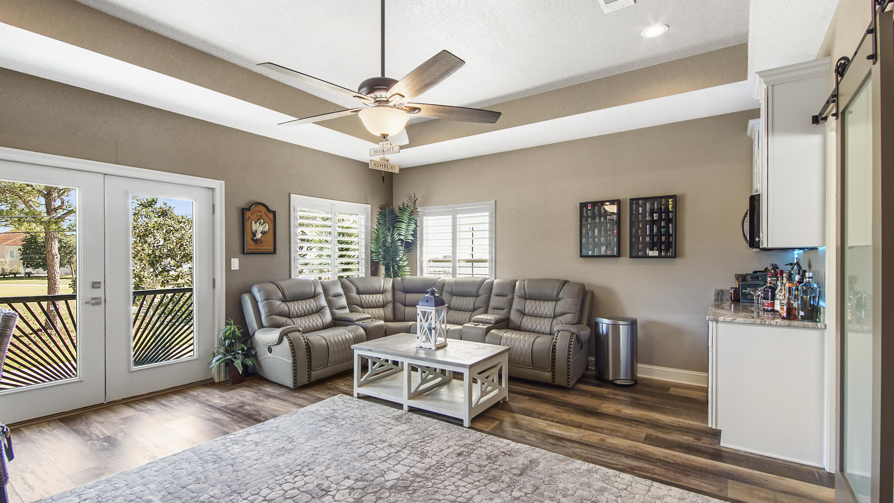 NAVARRE SHORES - Residential