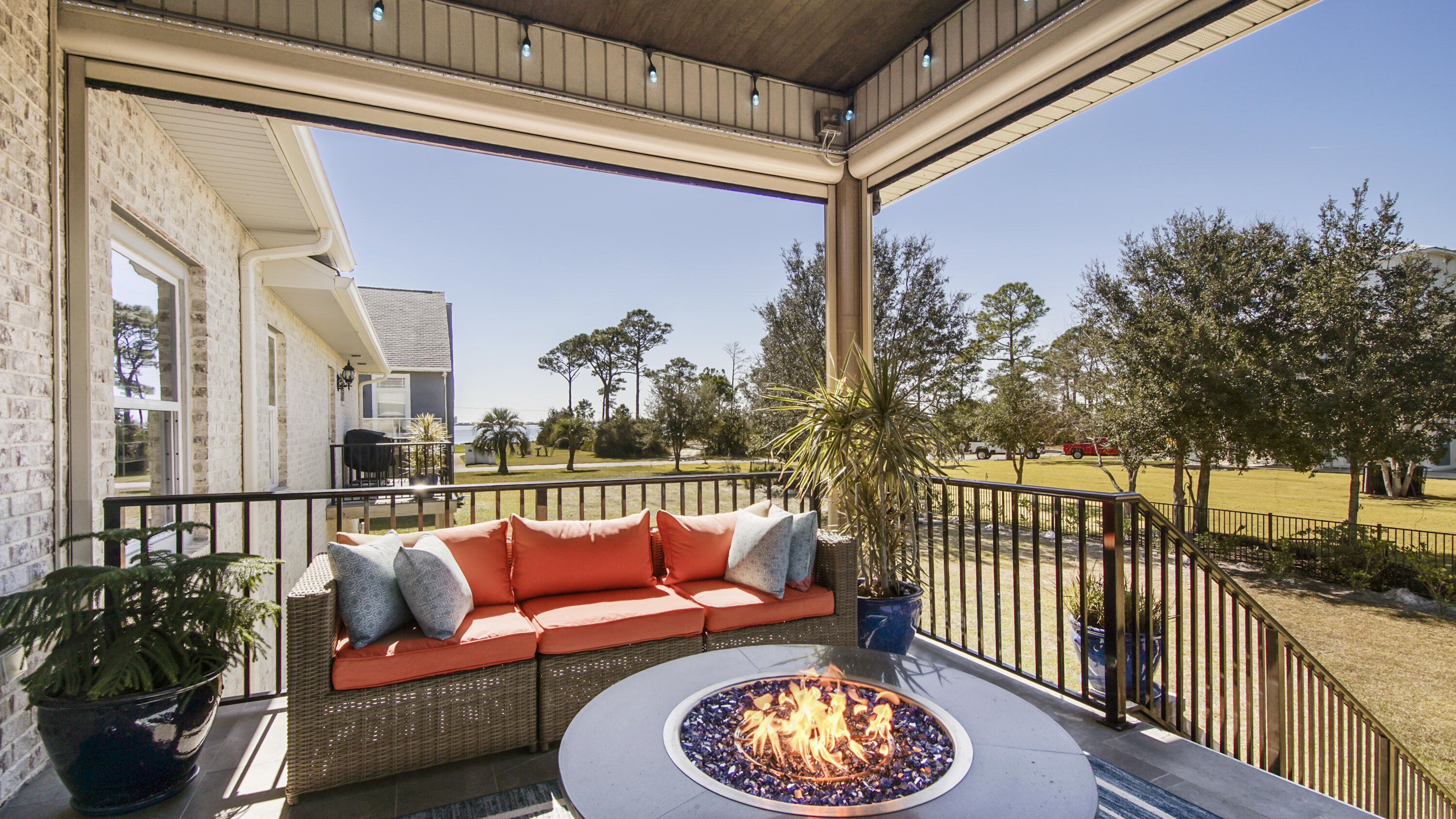 NAVARRE SHORES - Residential