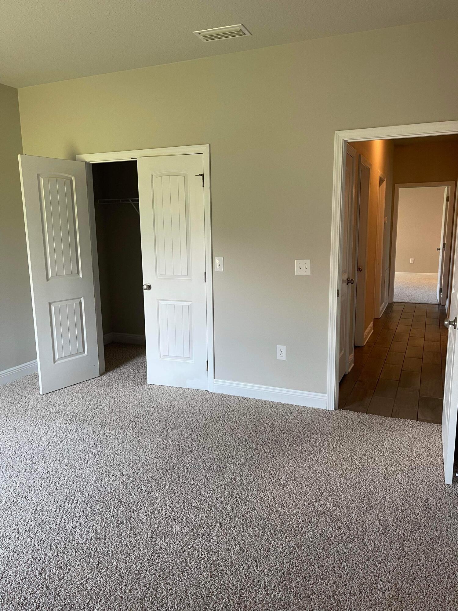 HAMMOCK BAY - Residential Lease