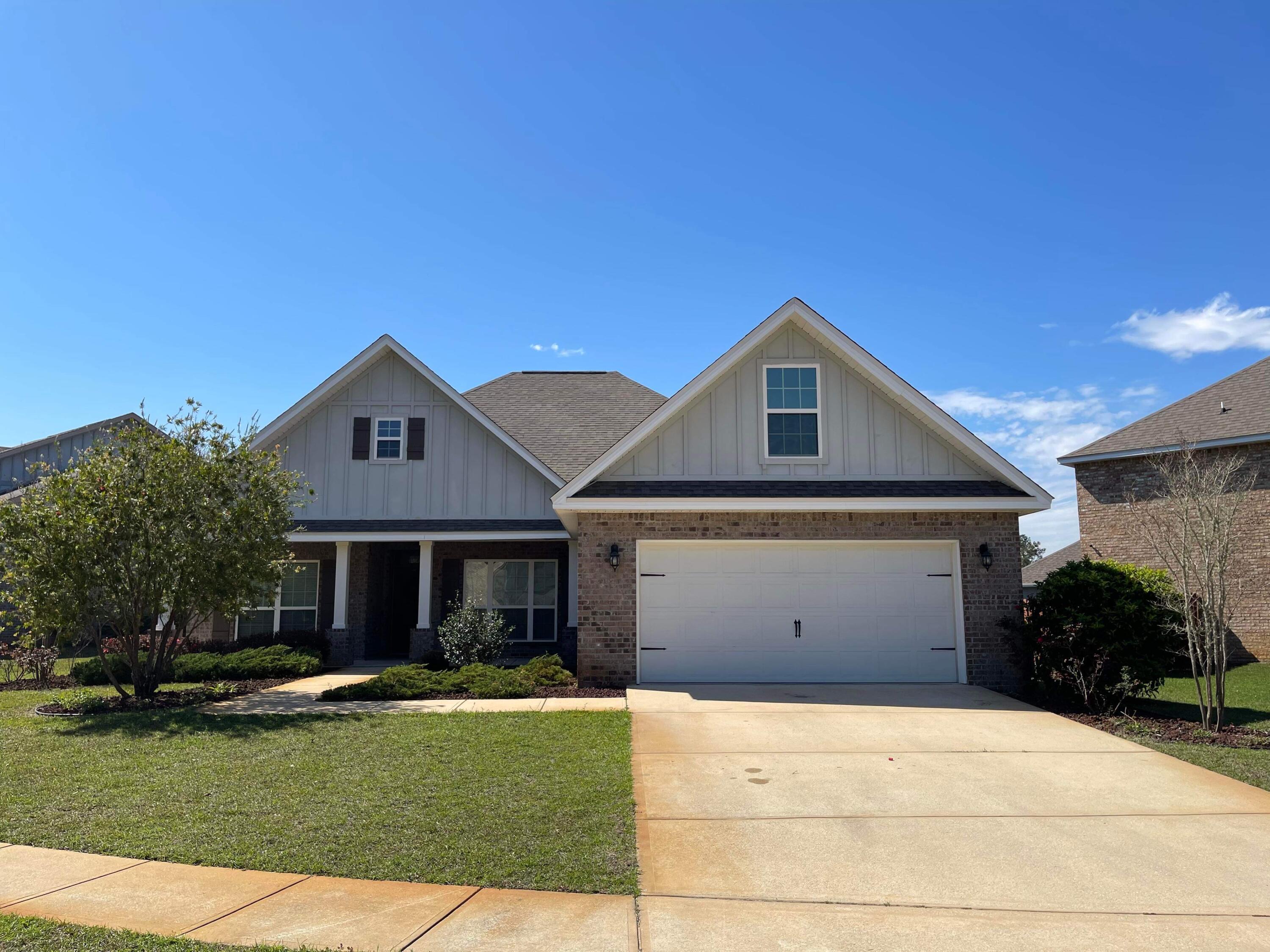 HAMMOCK BAY - Residential Lease