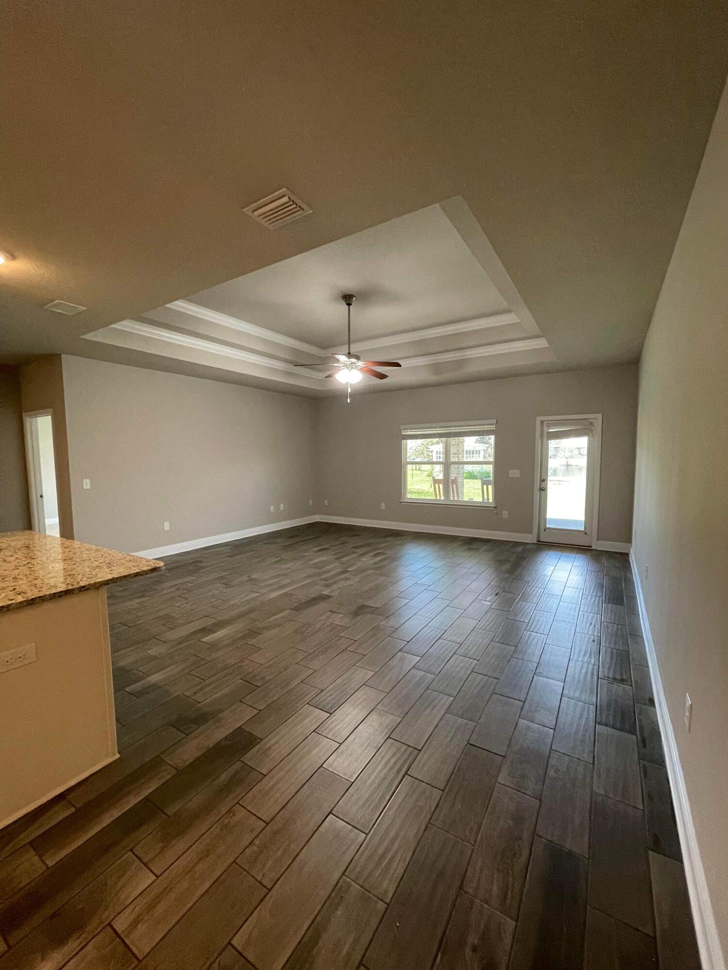 HAMMOCK BAY - Residential Lease