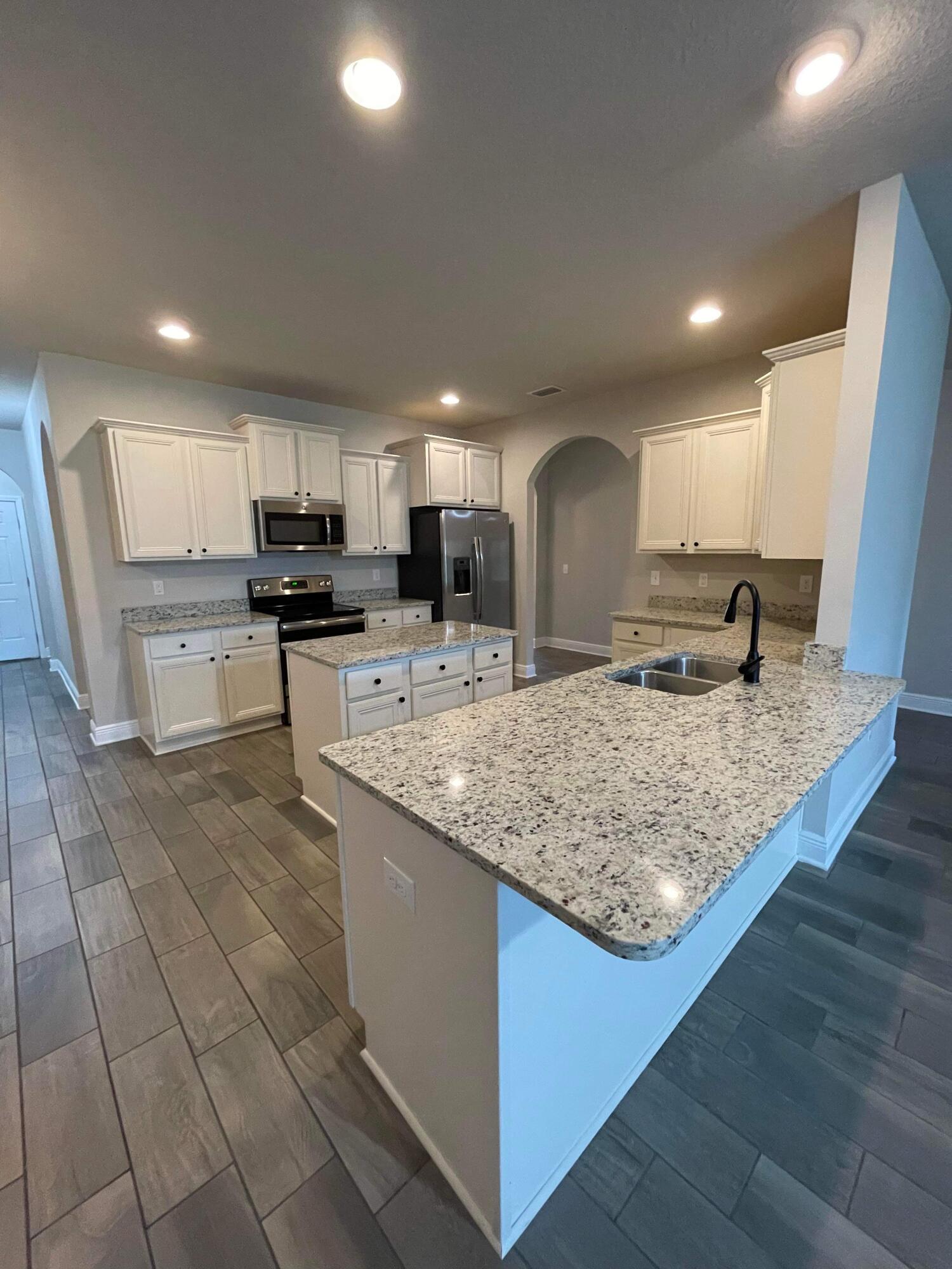 HAMMOCK BAY - Residential Lease