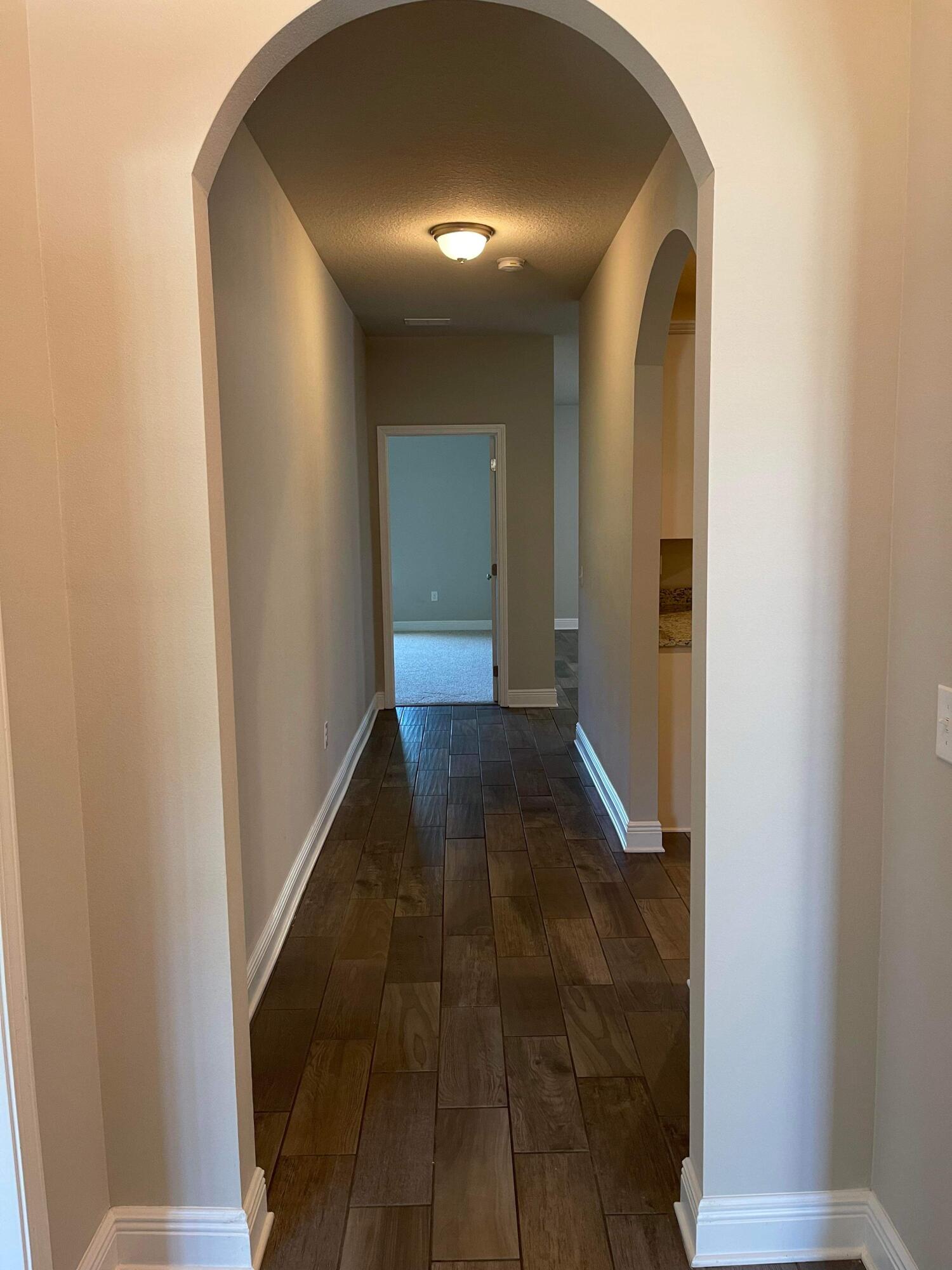 HAMMOCK BAY - Residential Lease