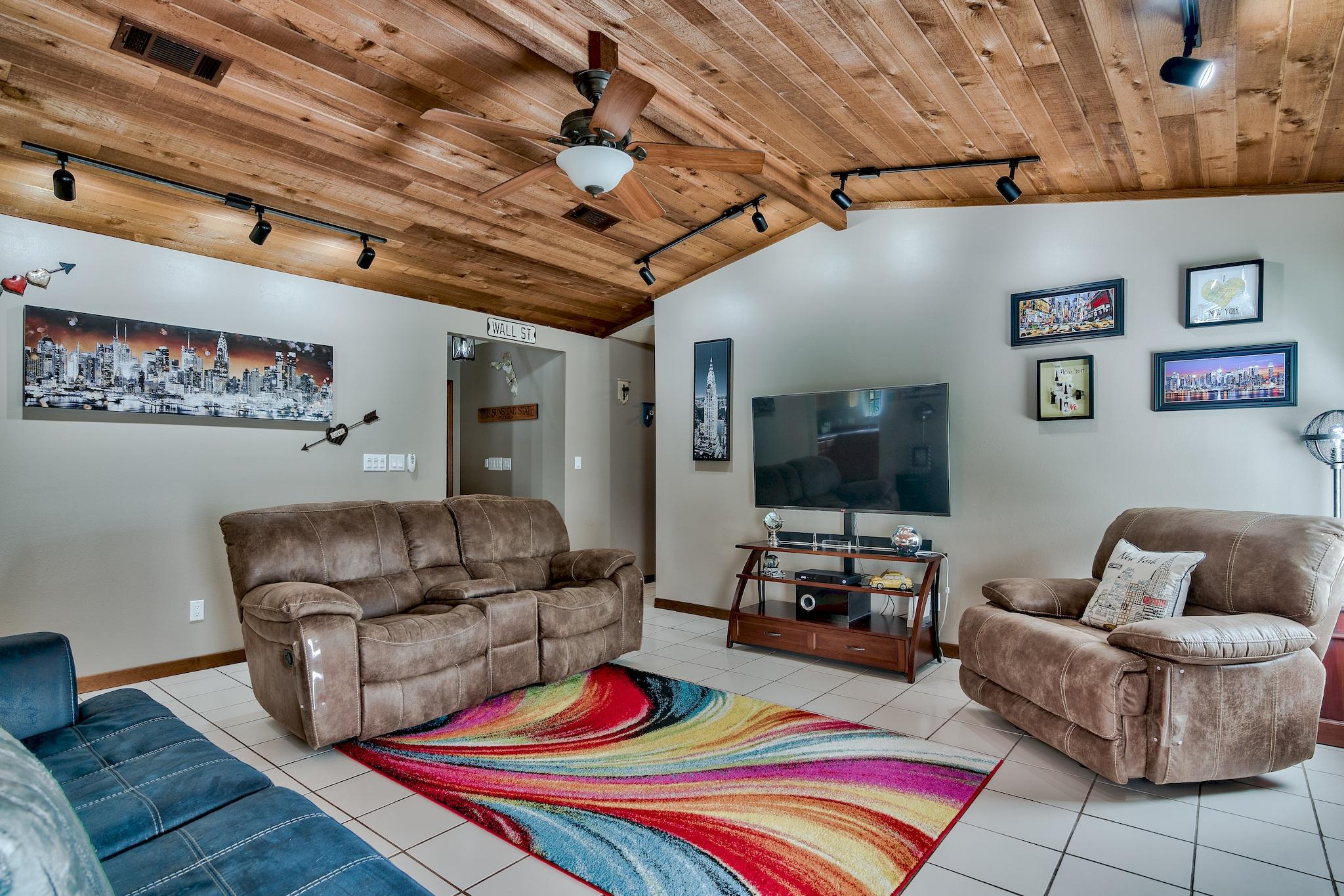 CREEKSIDE 2 - Residential