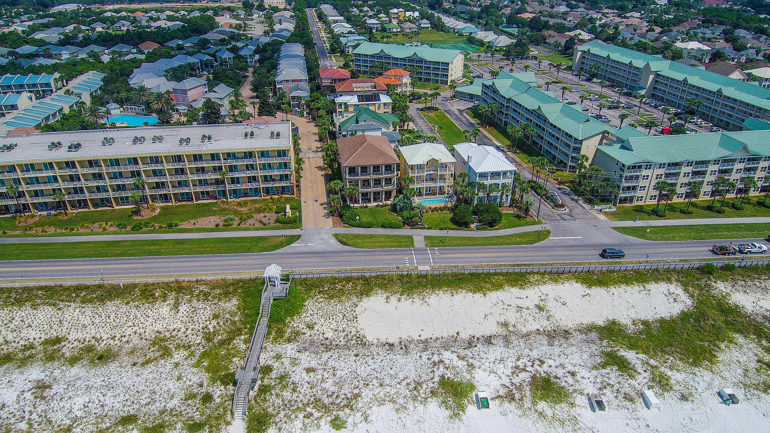 MARAVILLA SHORES - Residential