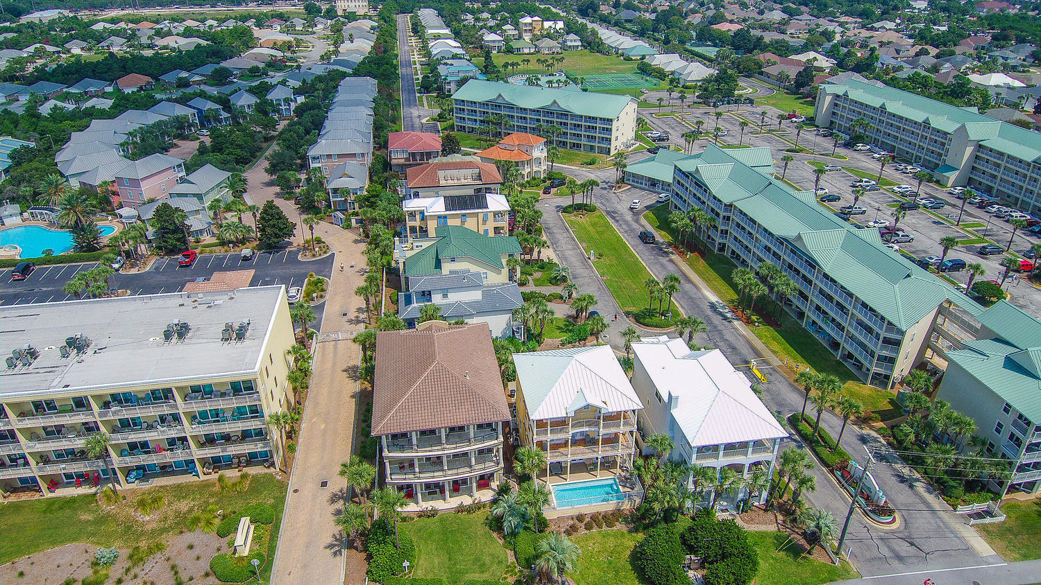 MARAVILLA SHORES - Residential