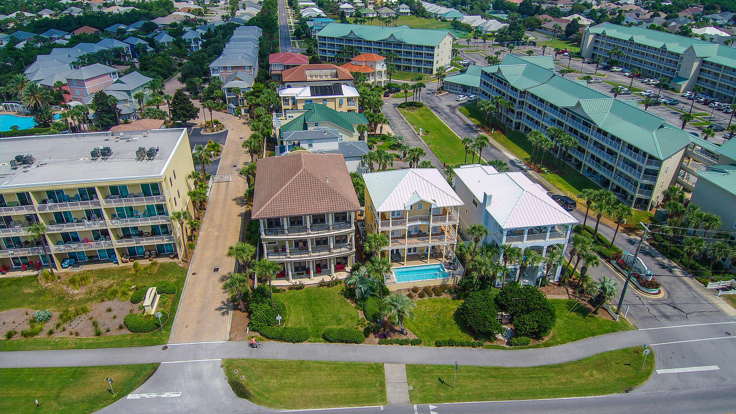 MARAVILLA SHORES - Residential