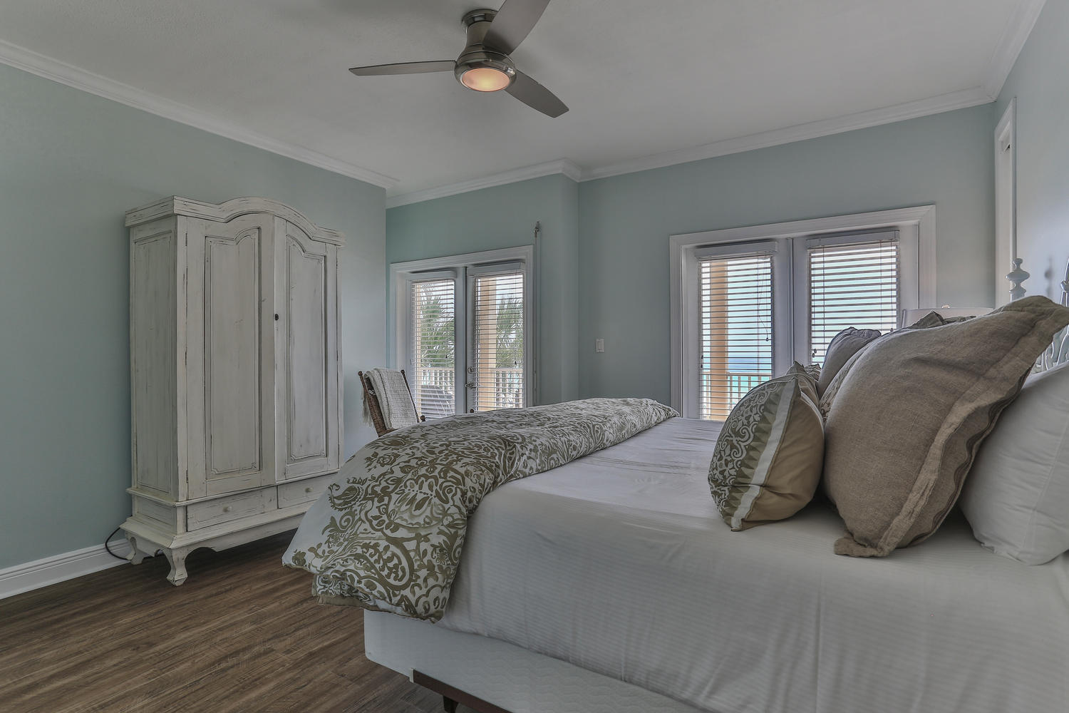 MARAVILLA SHORES - Residential