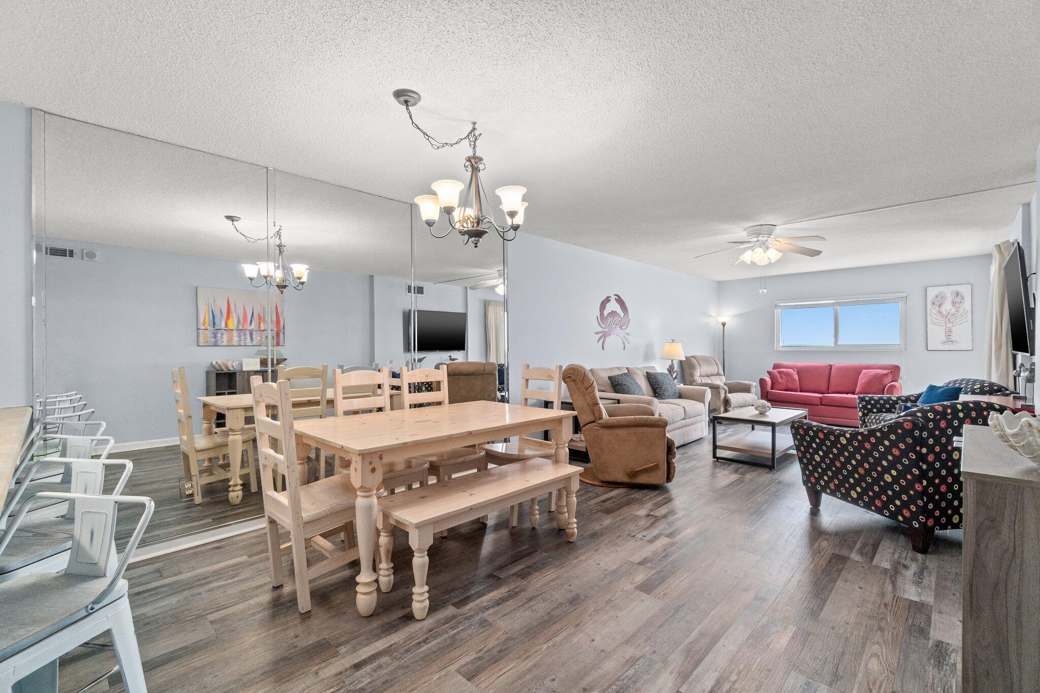 REGENCY TOWERS - Residential