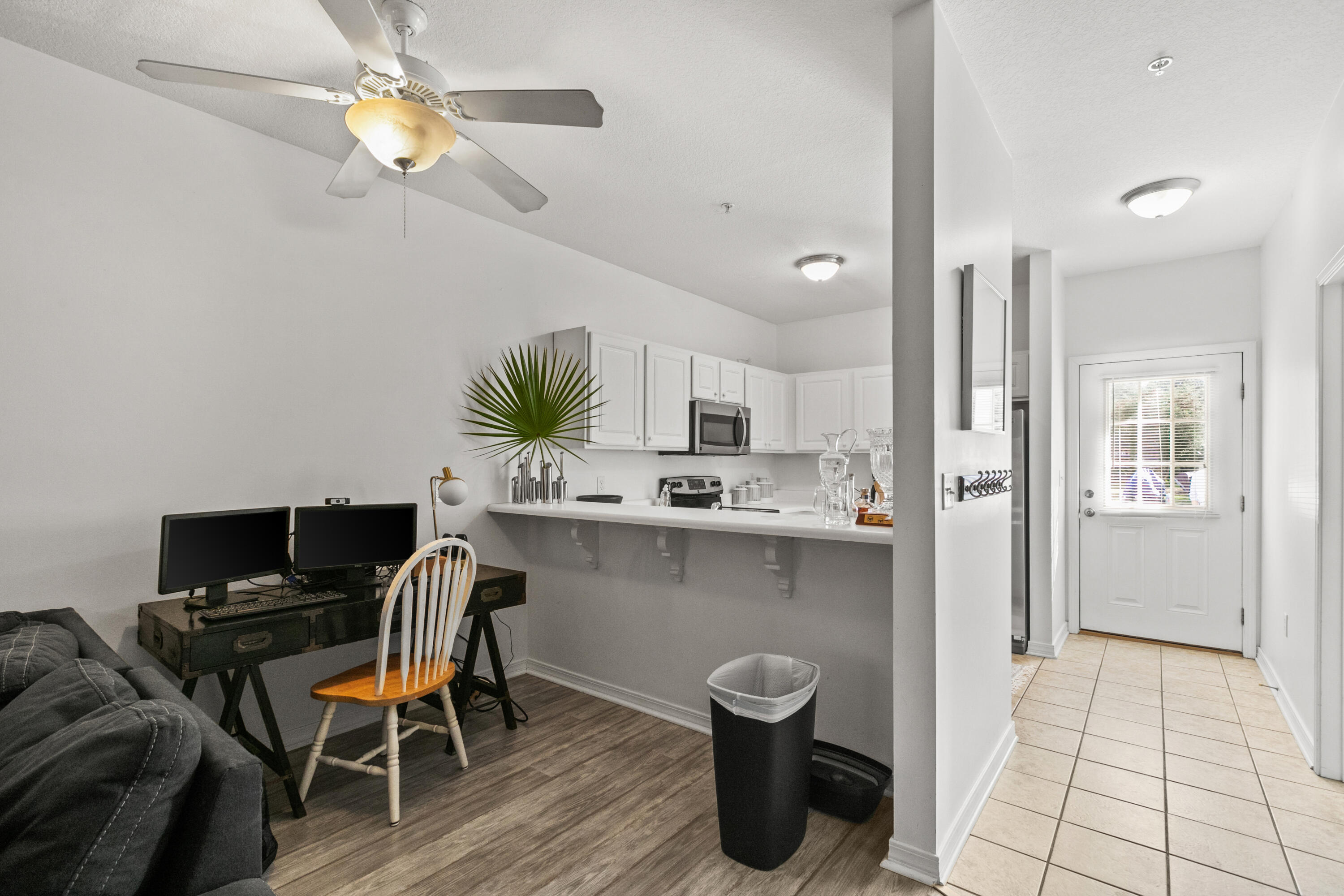 HERONS WATCH CONDO PH 4 - Residential