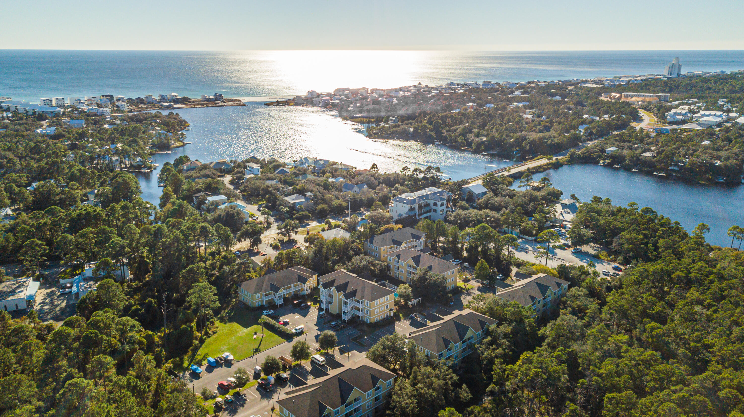 HERONS WATCH CONDO PH 4 - Residential