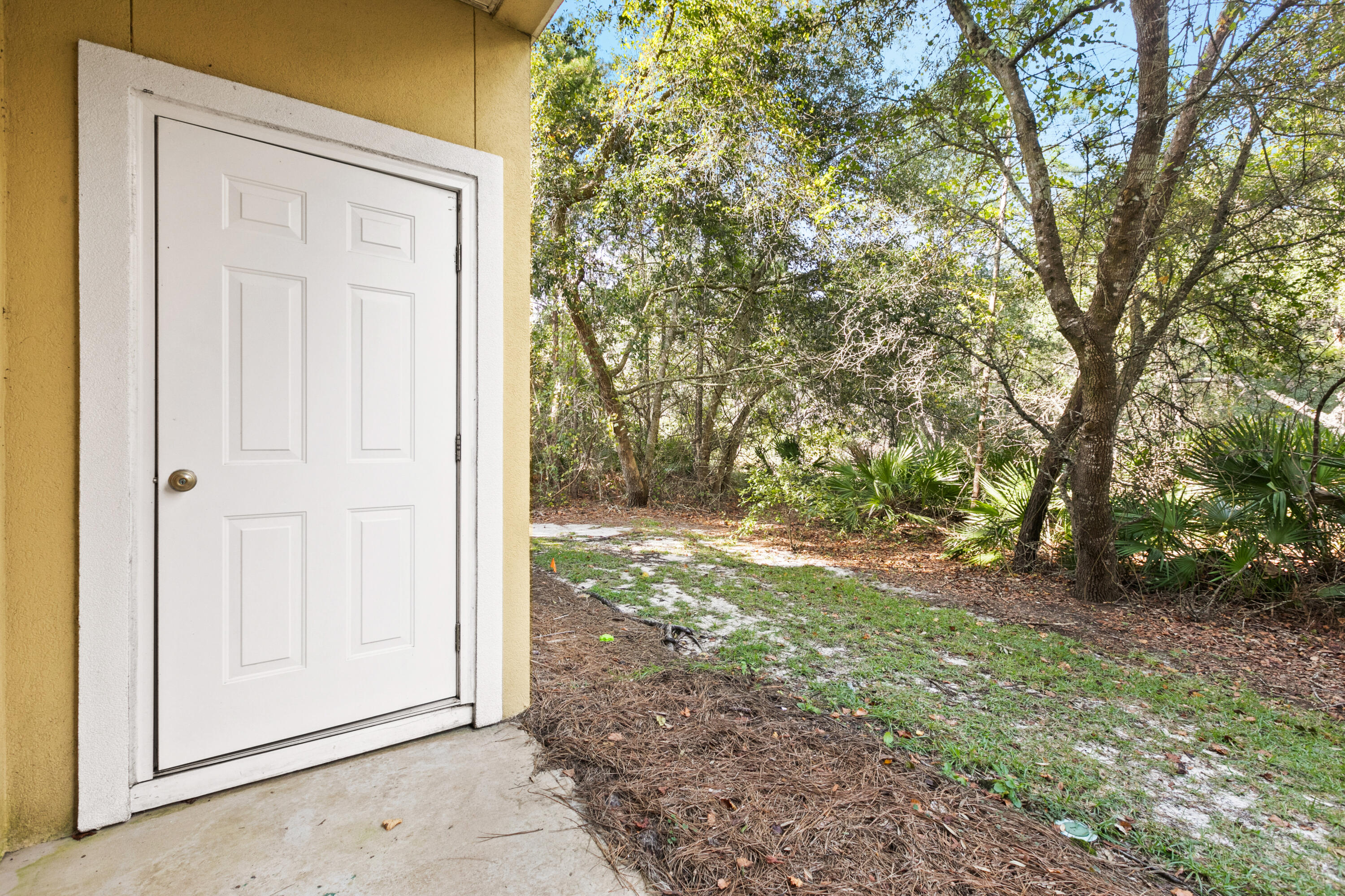 HERONS WATCH CONDO PH 4 - Residential