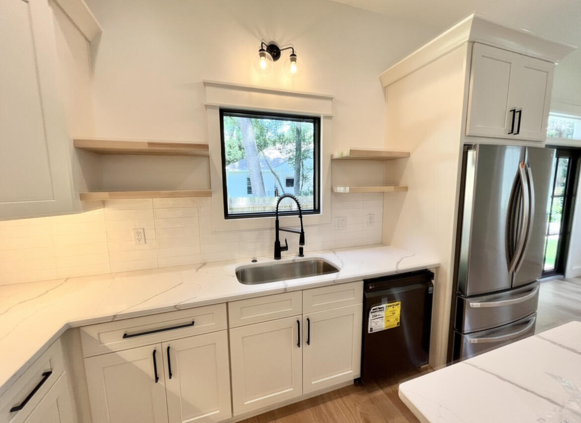 SACRED OAKS PH 2 - Residential Lease