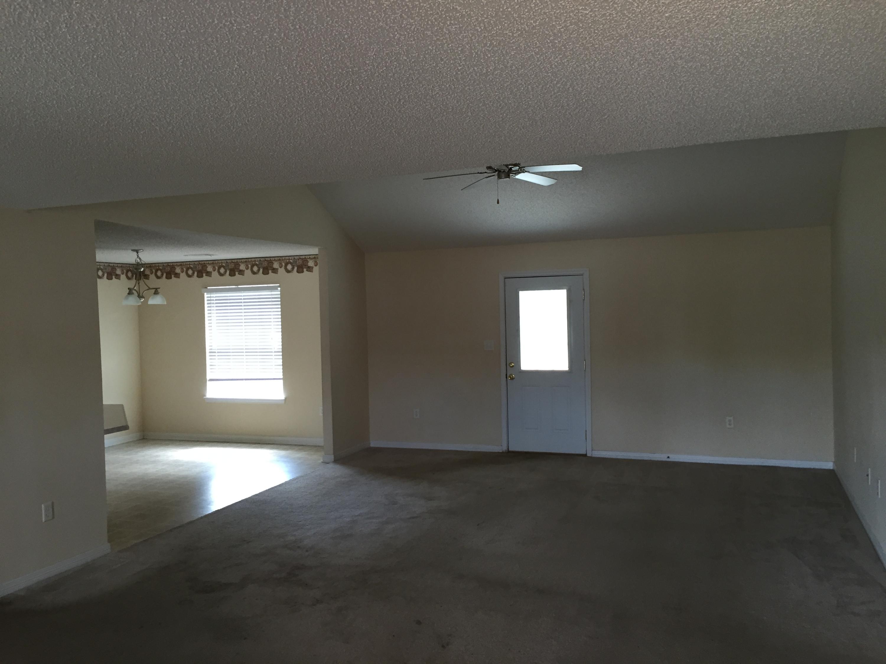 FAIRCHILD ESTATES - Residential Lease