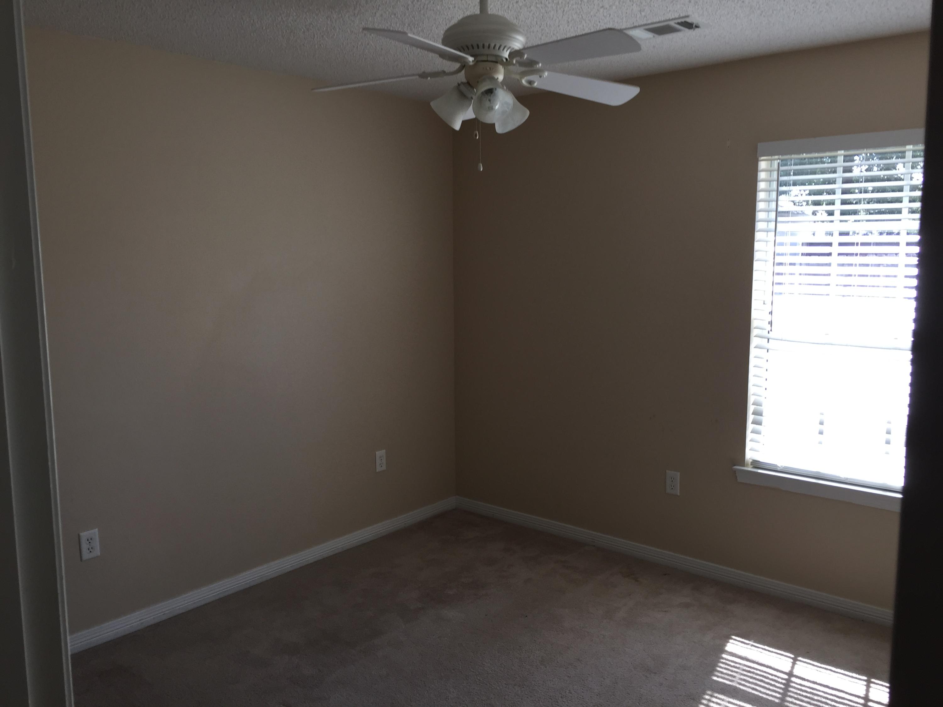 FAIRCHILD ESTATES - Residential Lease
