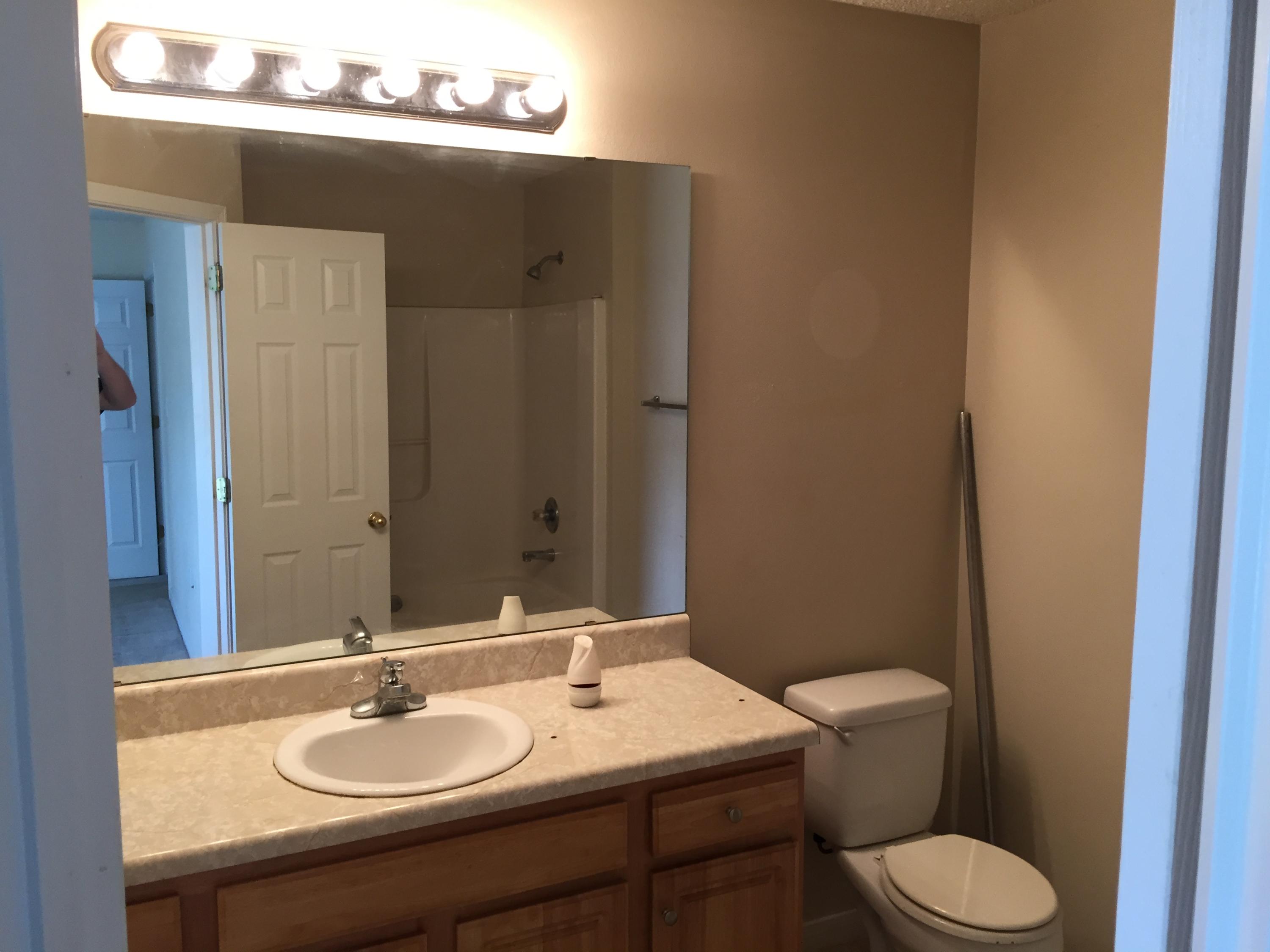 FAIRCHILD ESTATES - Residential Lease