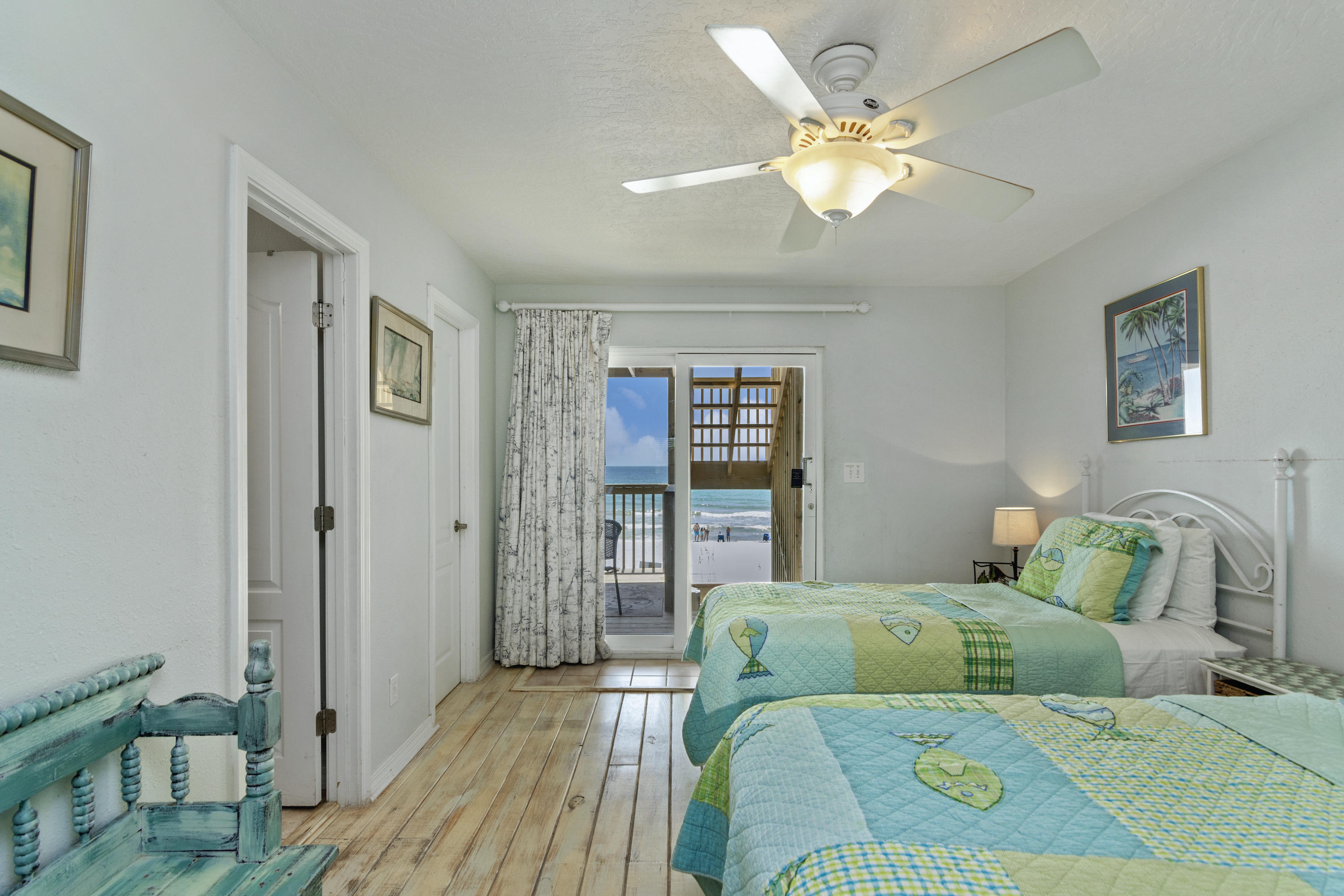 SUMMER HAVEN SOUTH T/H - Residential