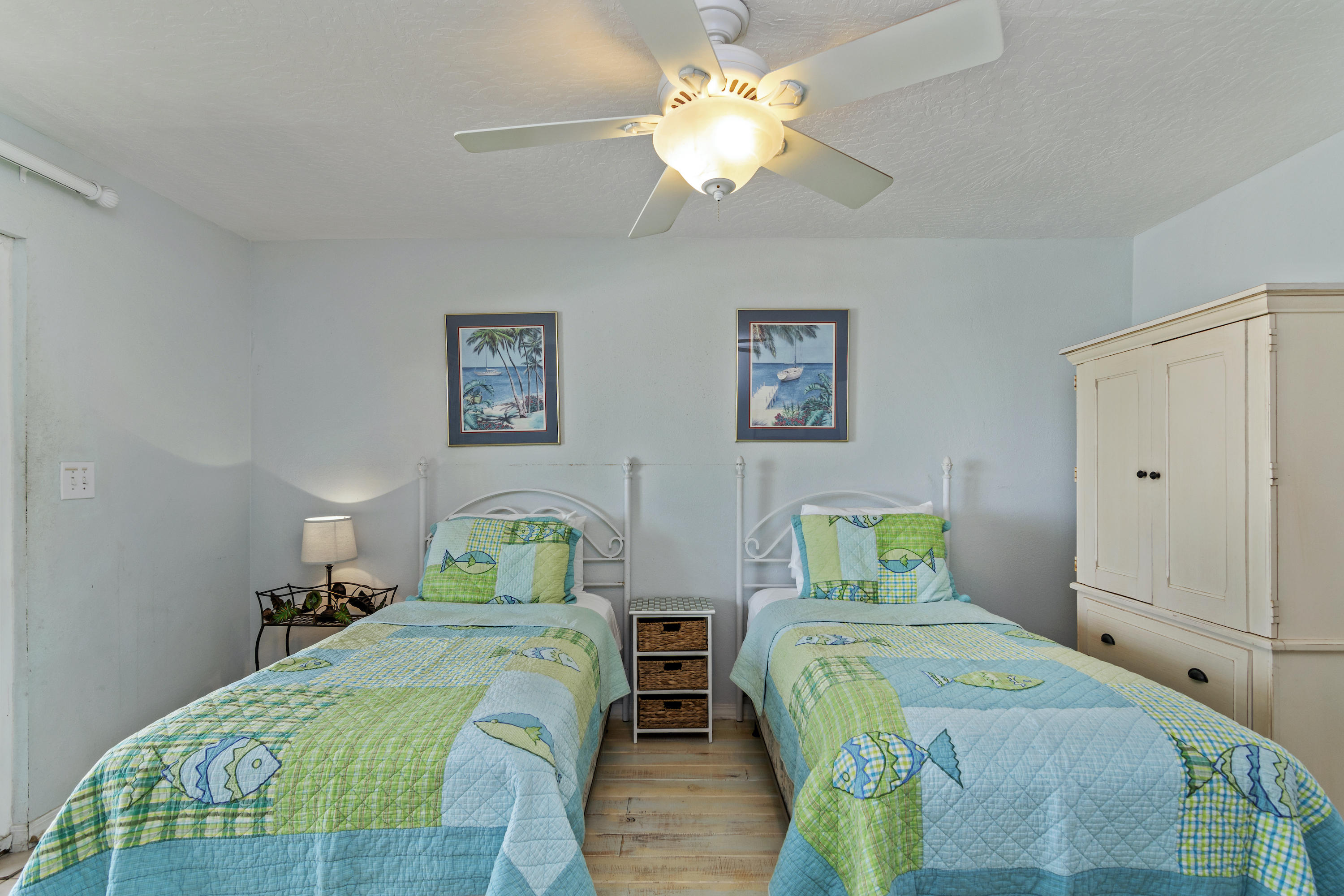 SUMMER HAVEN SOUTH T/H - Residential