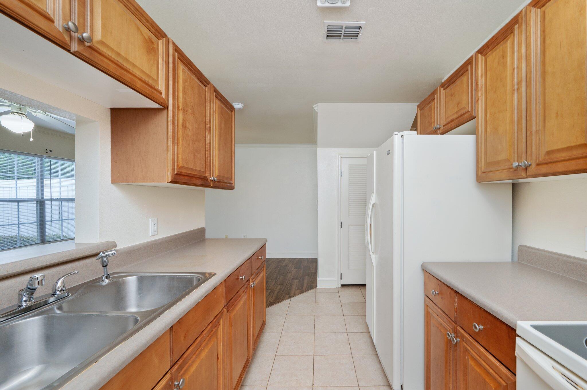 EAGLES LANDING S/D - Residential Lease