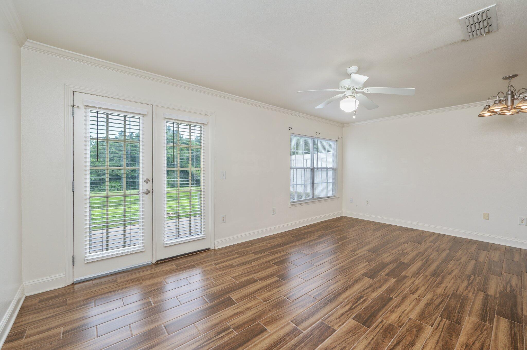 EAGLES LANDING S/D - Residential Lease