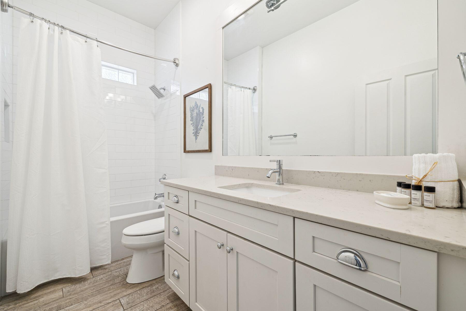 SEAGROVE 1ST ADDN - Residential