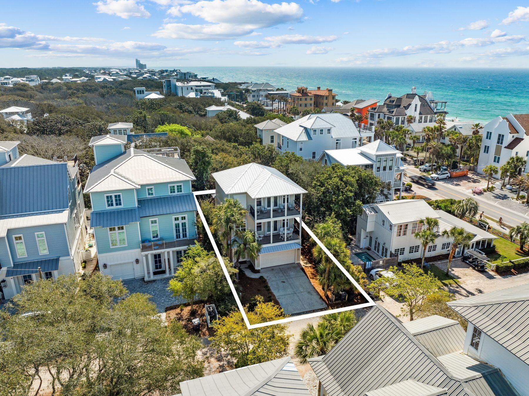 32 Hickory Street