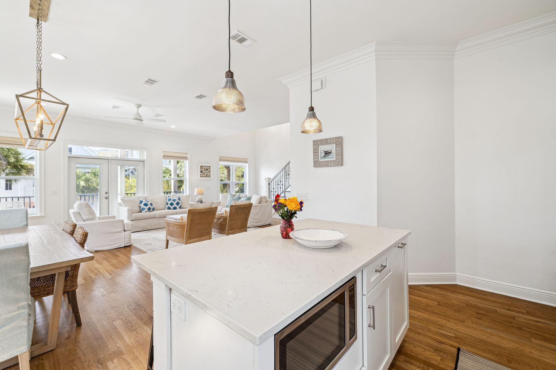 SEAGROVE 1ST ADDN - Residential