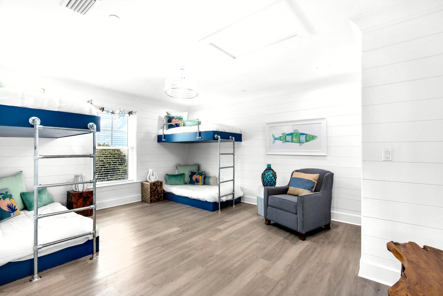 CRYSTAL BEACH - Residential