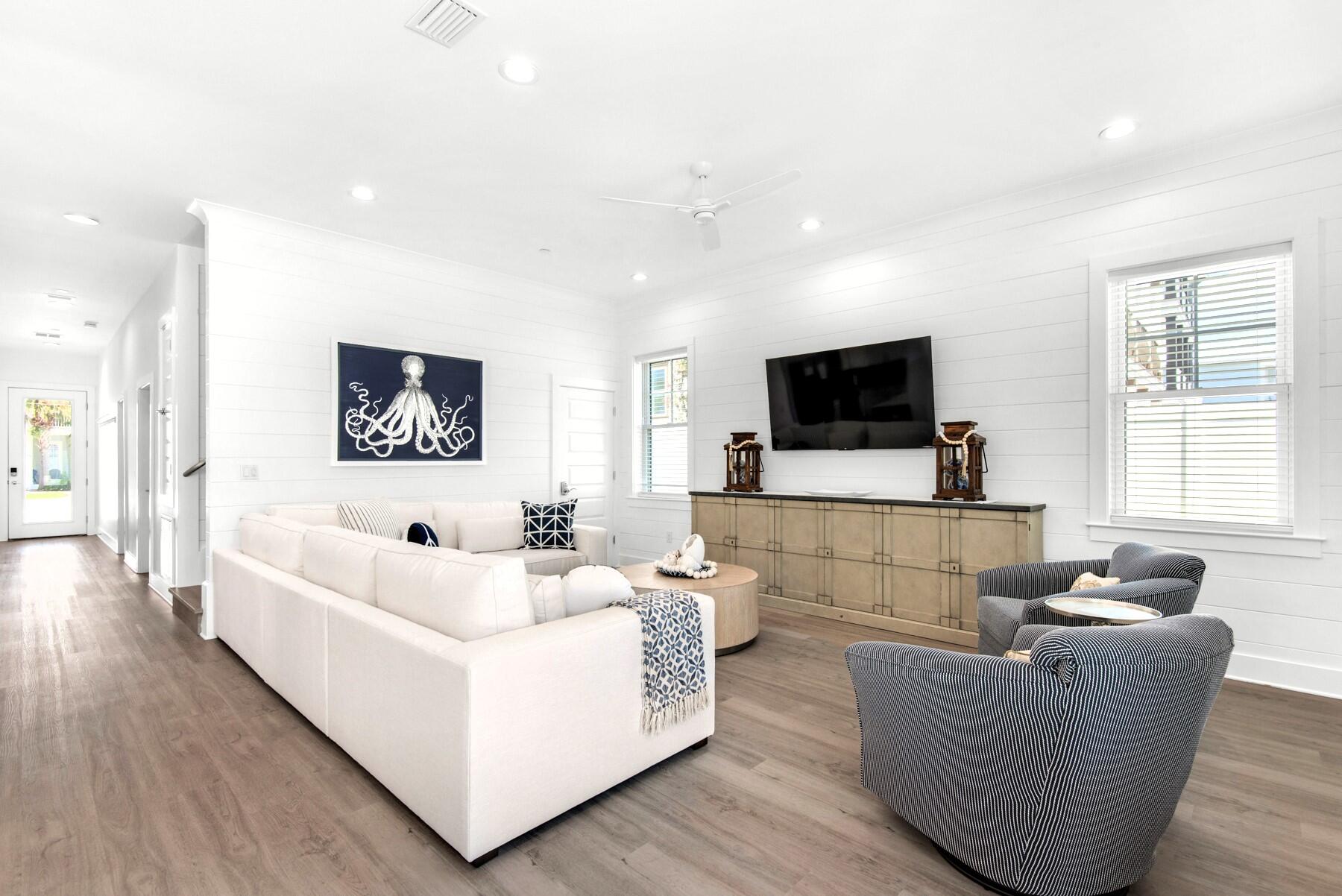 CRYSTAL BEACH - Residential