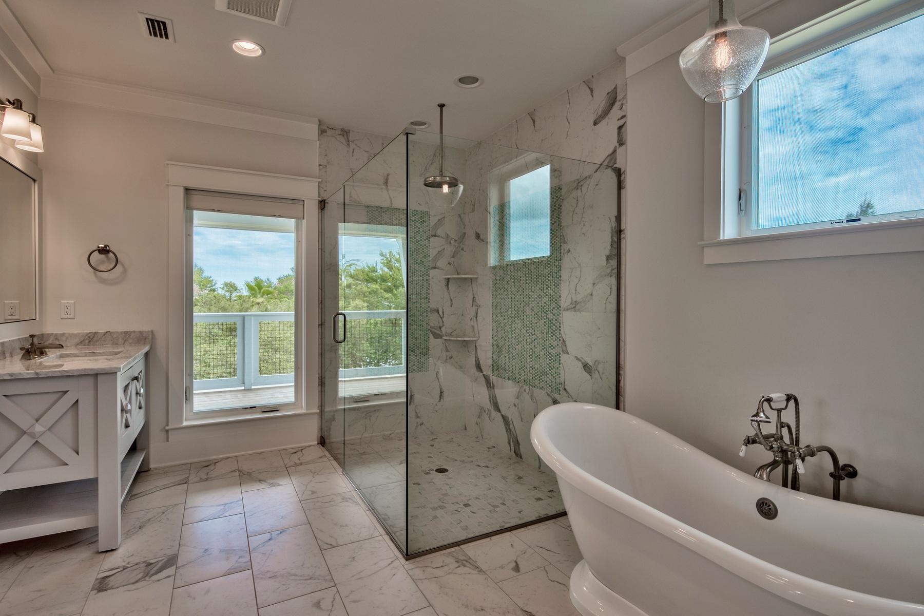 BEACH HIGHLANDS - Residential