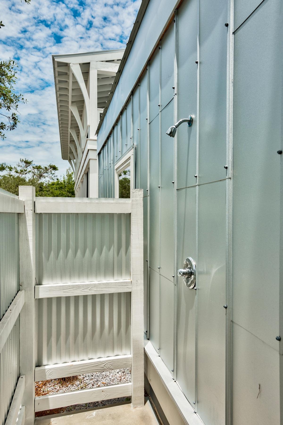 BEACH HIGHLANDS - Residential