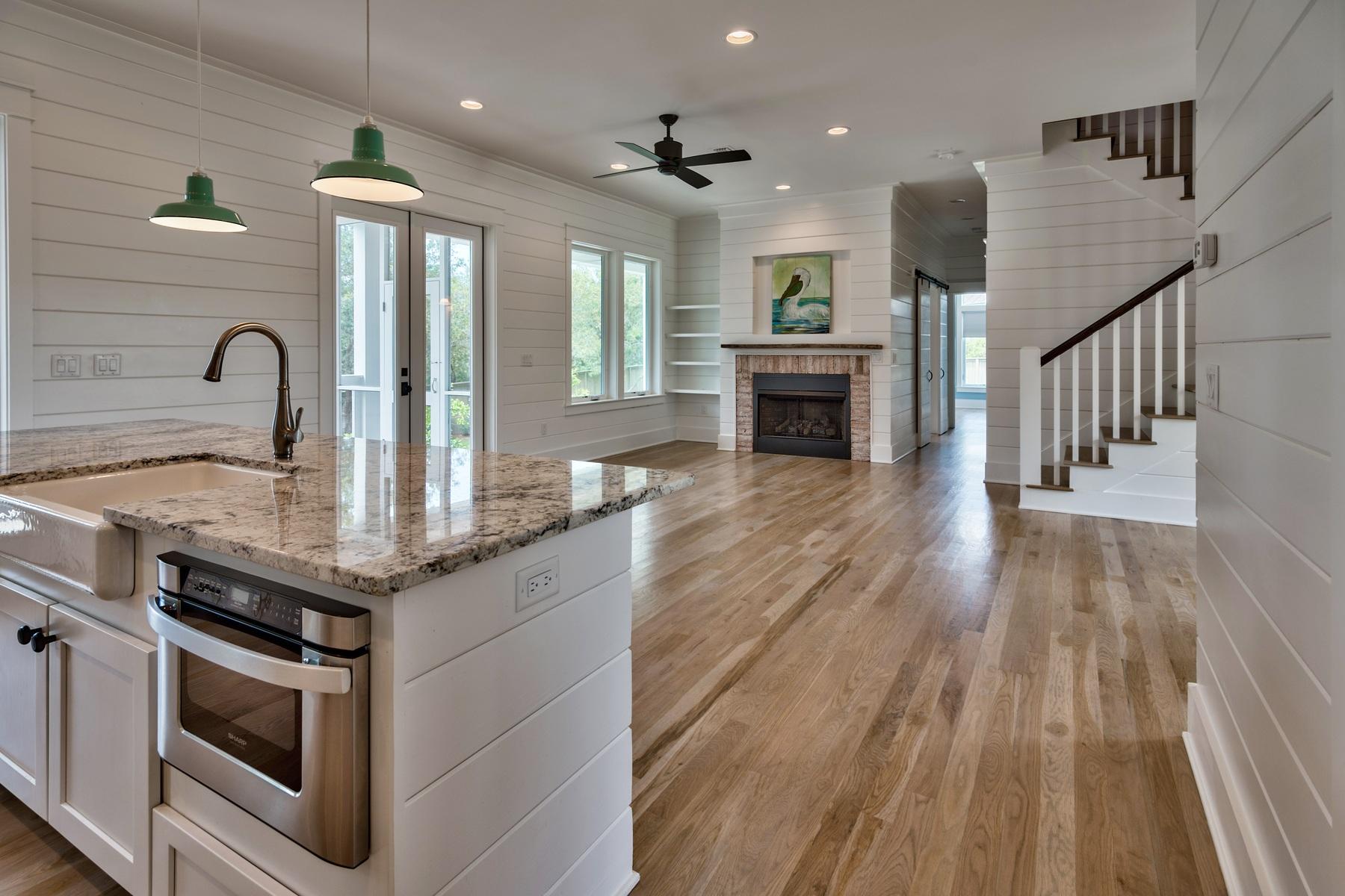 BEACH HIGHLANDS - Residential