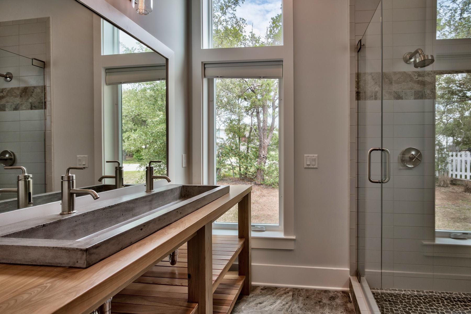 BEACH HIGHLANDS - Residential