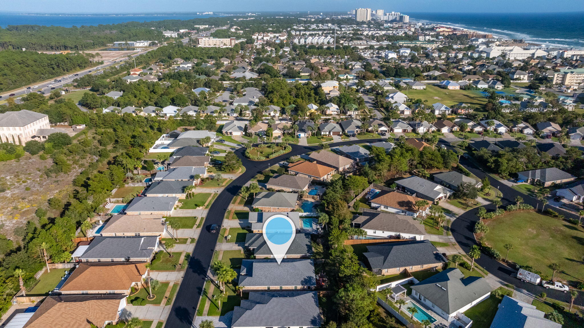 PARADISE RETREAT - Residential