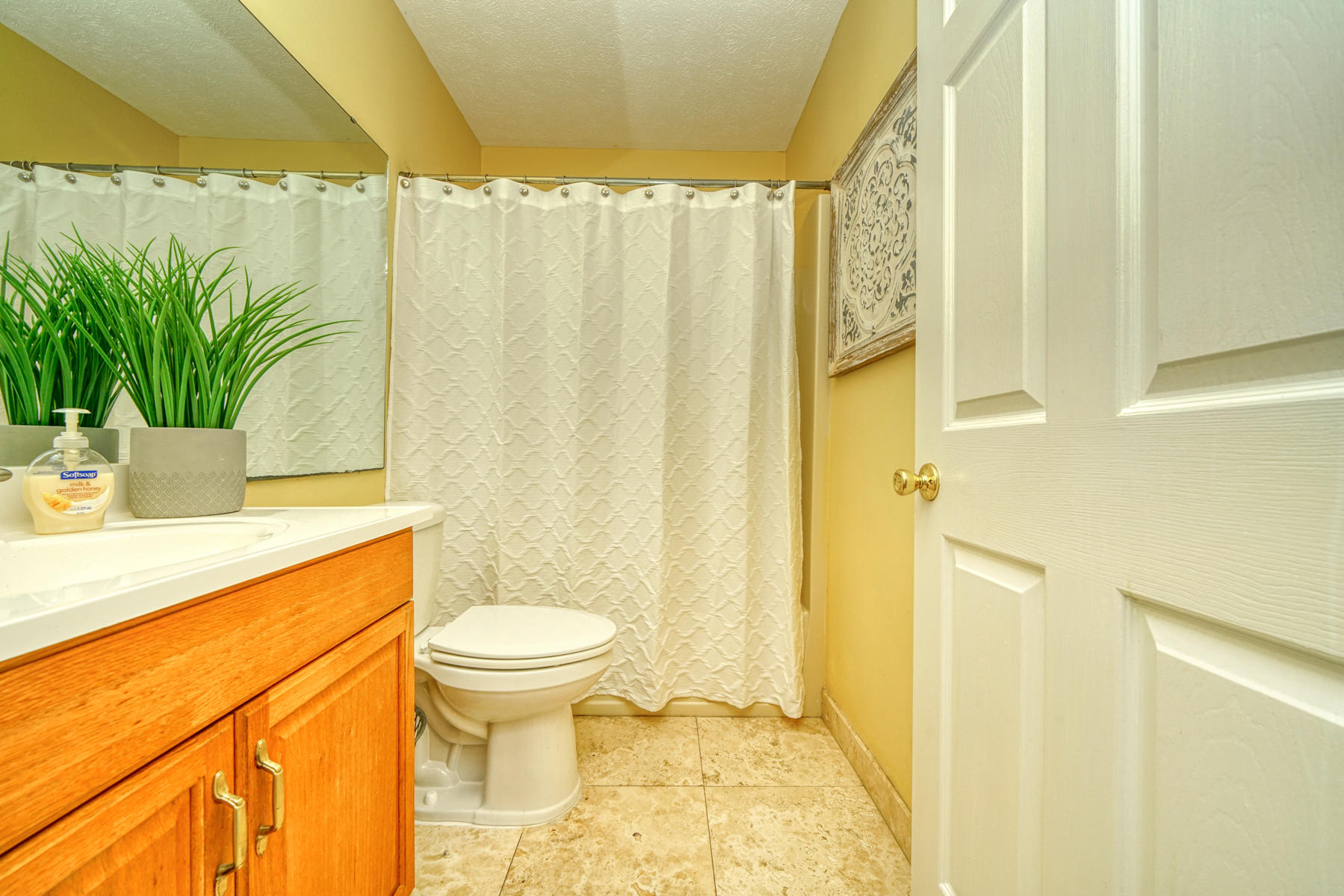 RESUB OF KELLYS ADD TO DESTIN - Residential