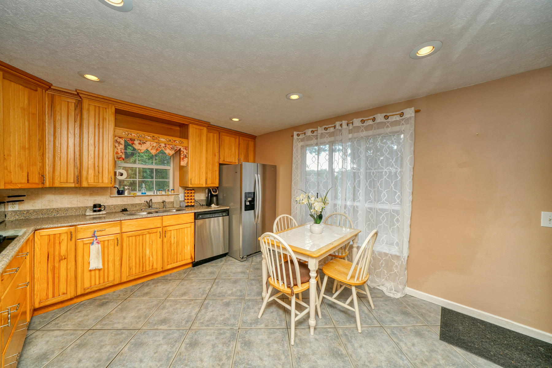 RESUB OF KELLYS ADD TO DESTIN - Residential