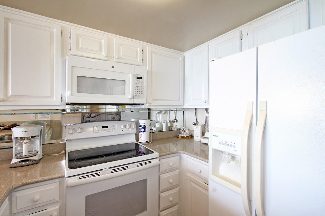 ONE SEAGROVE PLACE CONDOMINIUMS - Residential