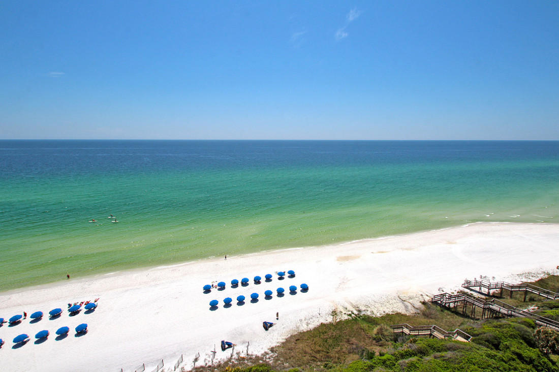 ONE SEAGROVE PLACE CONDOMINIUMS - Residential