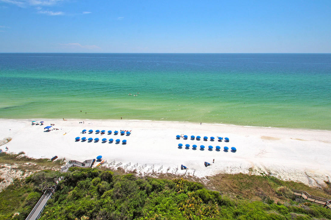 ONE SEAGROVE PLACE CONDOMINIUMS - Residential