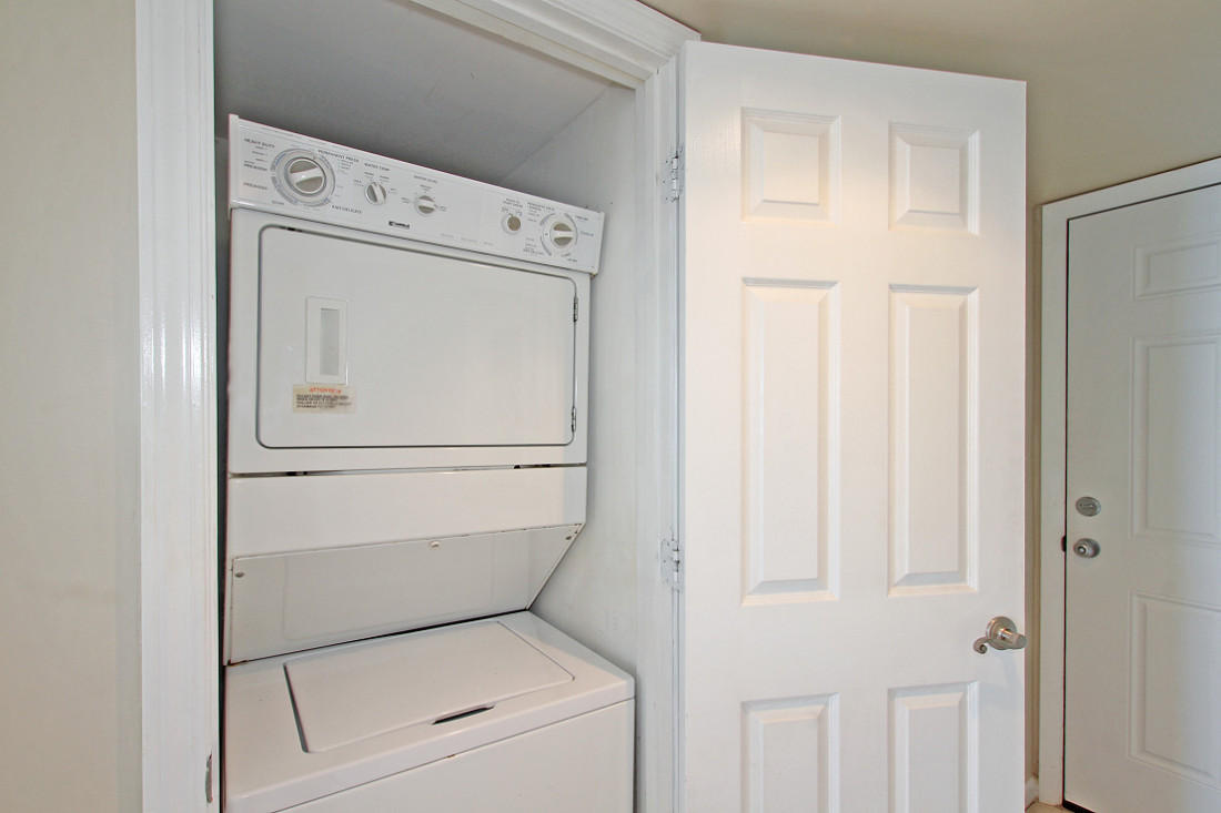 ONE SEAGROVE PLACE CONDOMINIUMS - Residential