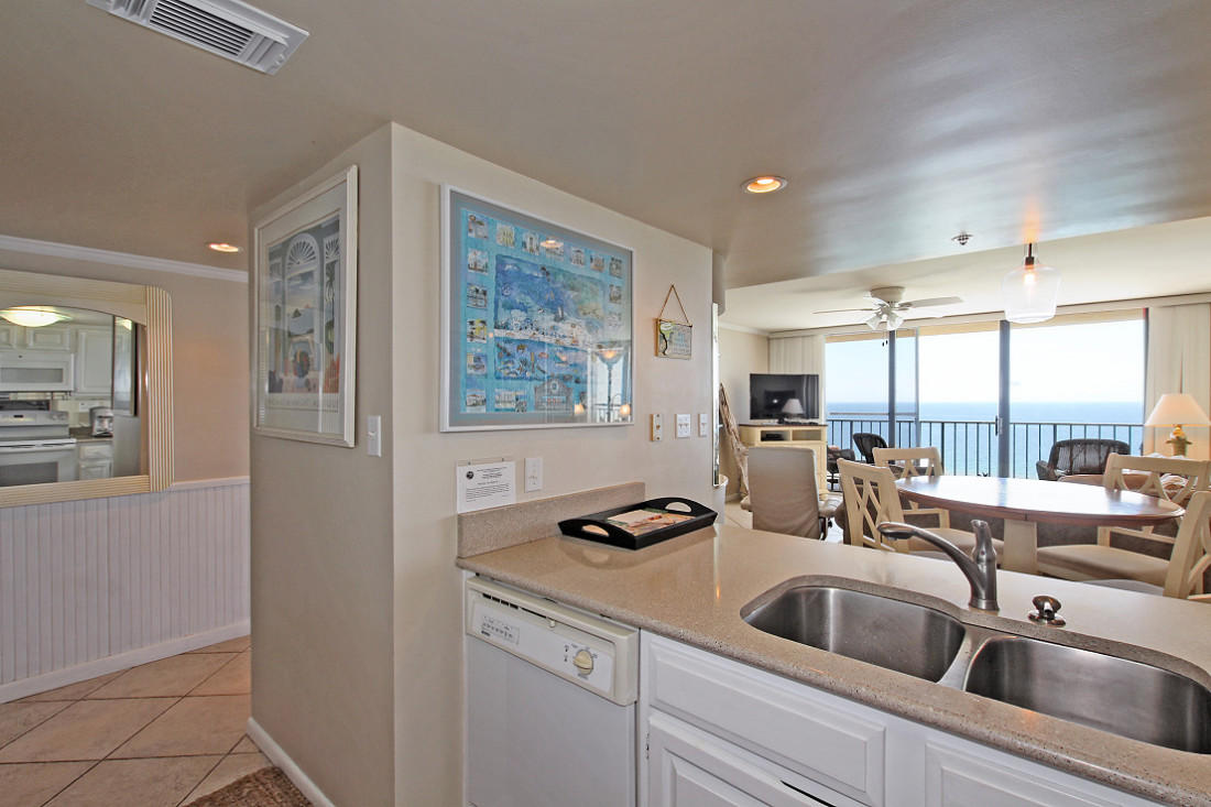 ONE SEAGROVE PLACE CONDOMINIUMS - Residential