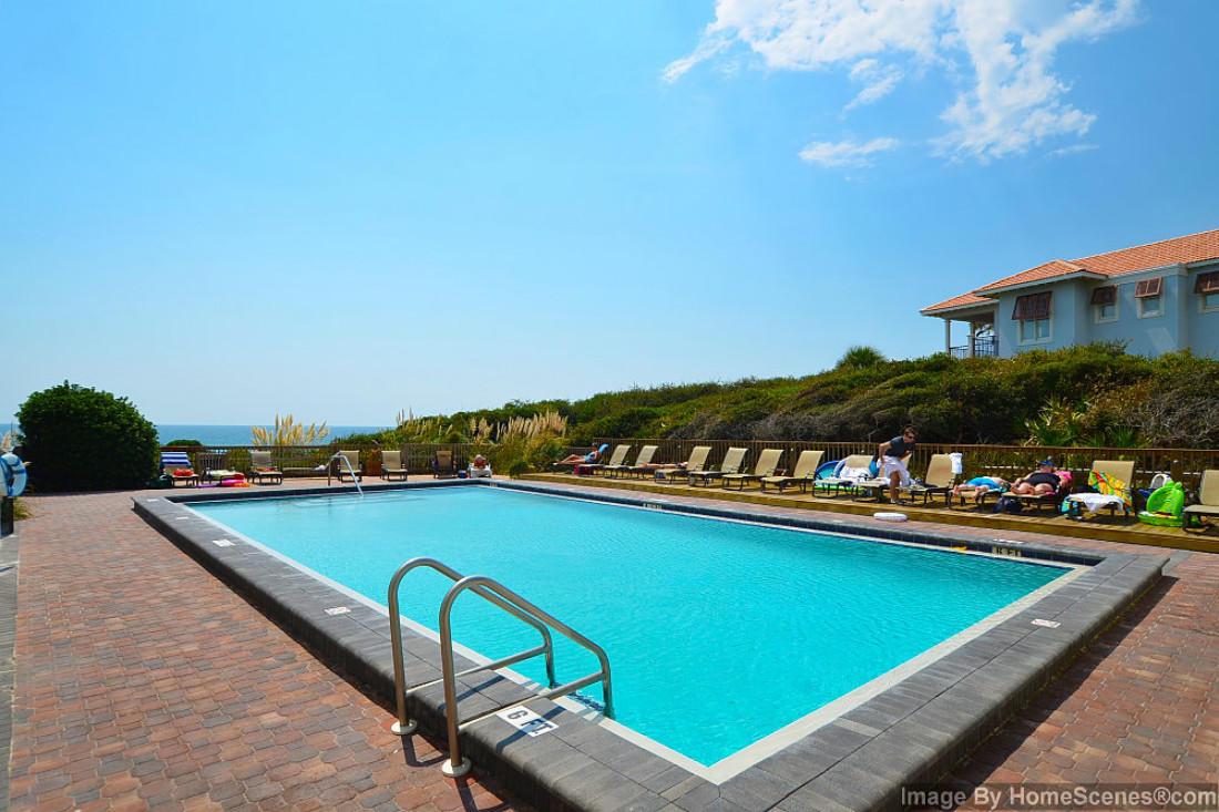 ONE SEAGROVE PLACE CONDOMINIUMS - Residential