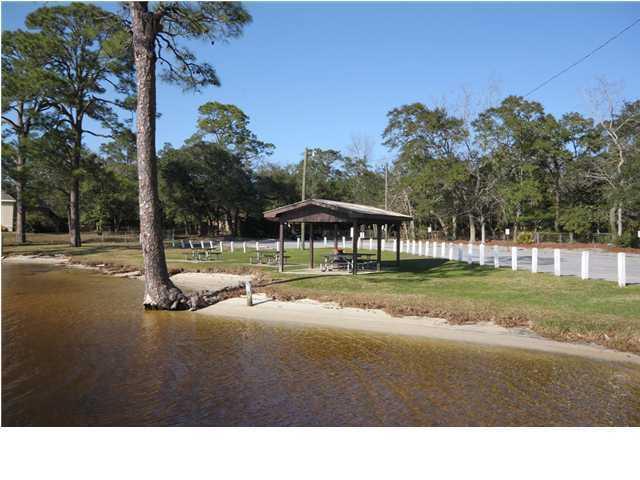 BAYOU POQUITO - Residential