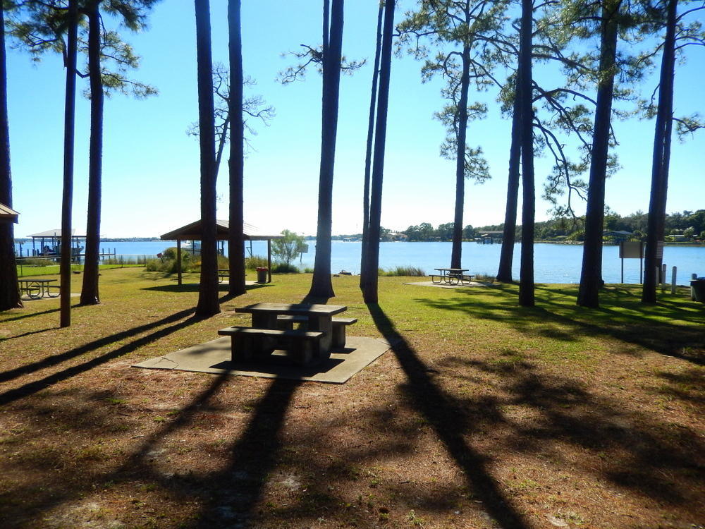 BAYOU POQUITO - Residential