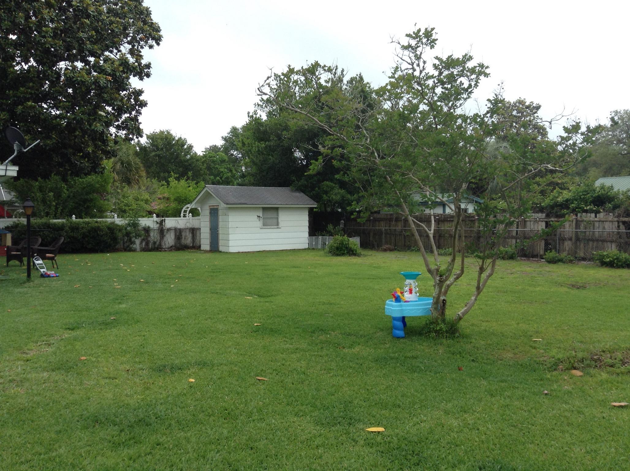 BAYOU POQUITO - Residential